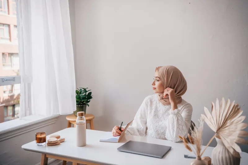 Feeling Like a Fraud? Good. Here's Why That Might Be Your Biggest Career Advantage