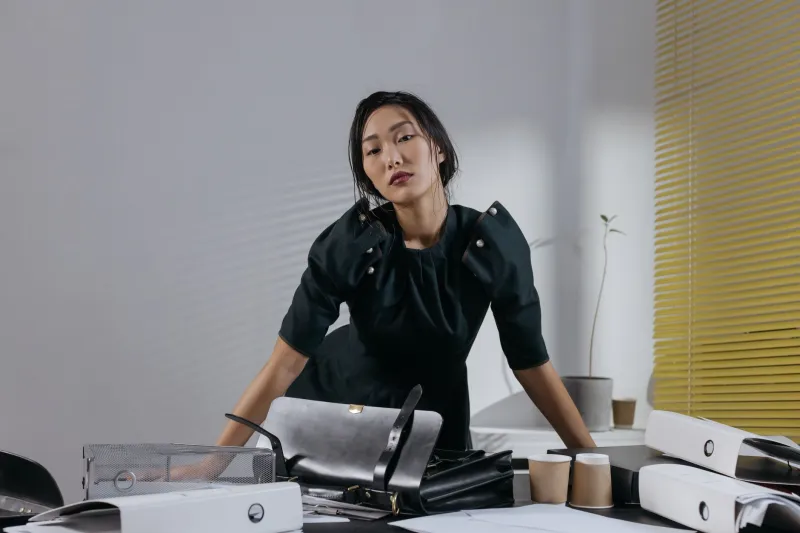 The Boundaries High Performers Swear By (That Most Professionals Are Too Afraid to Set)